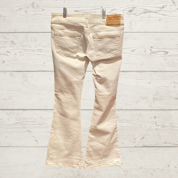 Hollister Low Rise White Flare Jeans | 3 - Picture 2 of 7